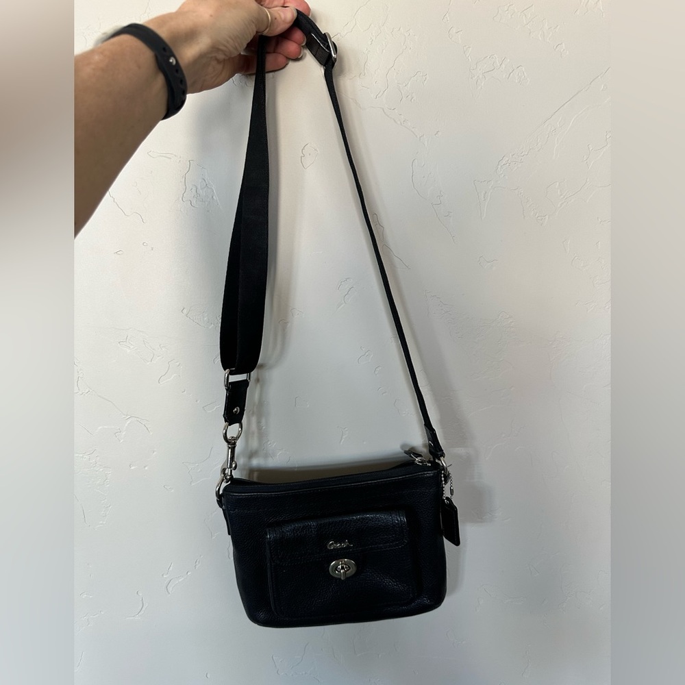 Coach Crossbody Leather handbag